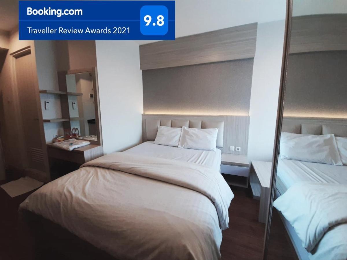 Apartemen Grand Kamala Lagoon Studio By Bonzela Property เบกาซิ ภายนอก รูปภาพ